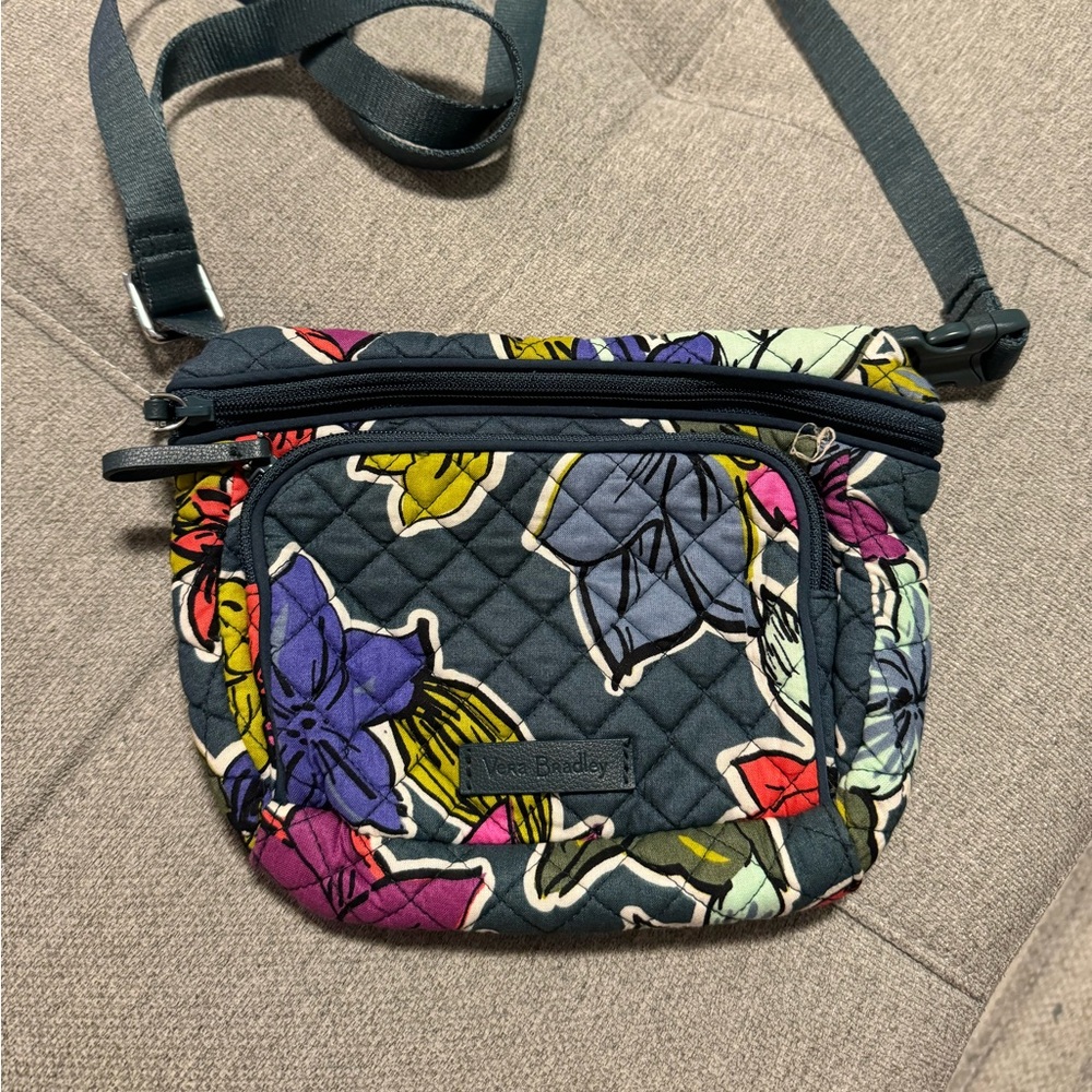 VERA BRADLEY FANNY PACK